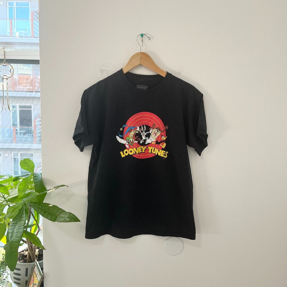 Looney Tunes Boy's Black Cartoon Graphic Short Sleeve Top Size XL